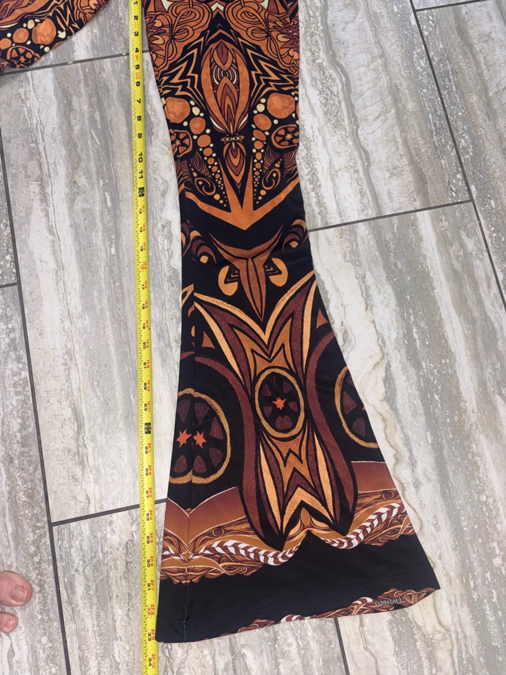 Vision Lab MEDIUM Orange & Black Flared Festival Pants Leggings Yoga like new - Picture 2 of 5